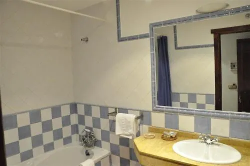 Rural Carlos I * Garganta la Olla