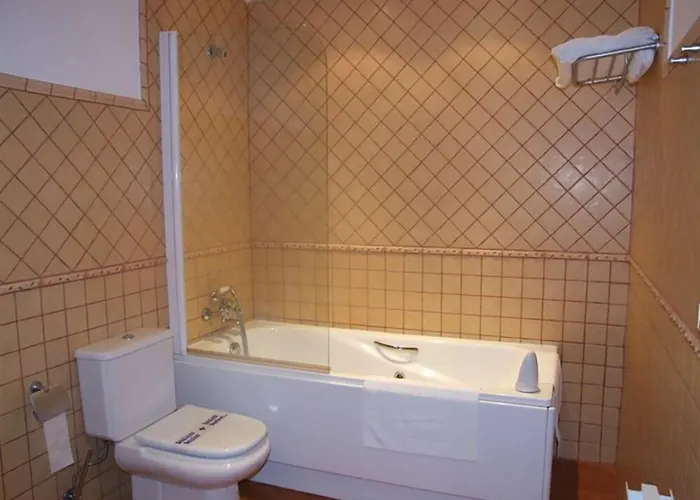 Rural Carlos I Garganta la Olla