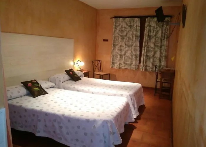 Rural Carlos I Garganta la Olla